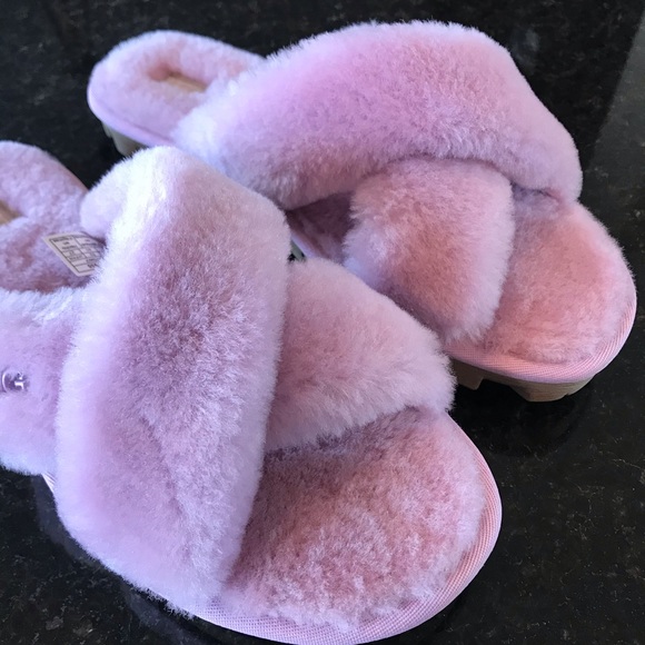 UGG Fuzzette Slippers, California Aster, Pink - Picture 4 of 15